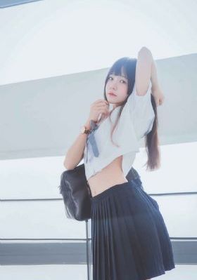 男人晚上偷偷看_720全集免费播放