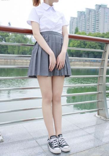 宝贝痒吗张开腿我再深_720手机在线观看